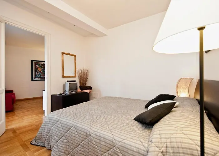 Romacentrarte Oda ve Kahvaltı Roma